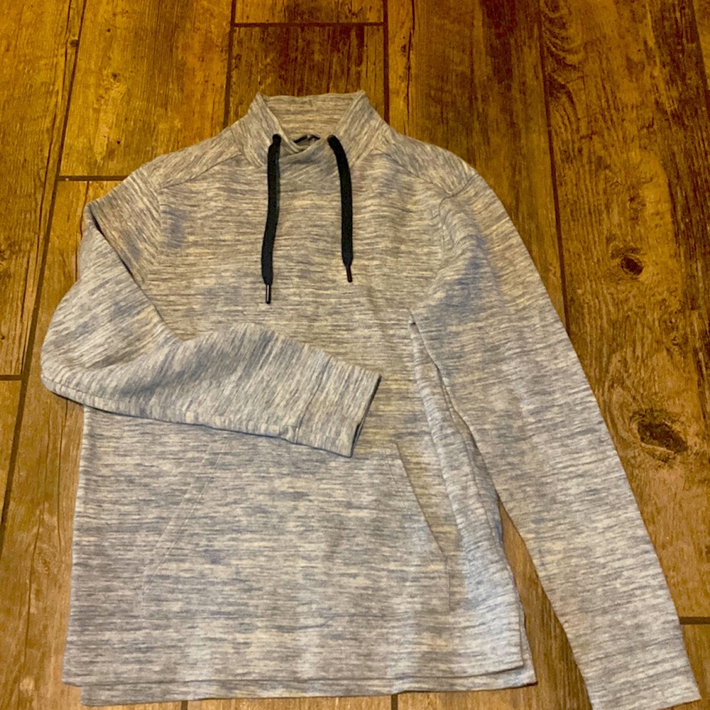 Pull over workout jacket